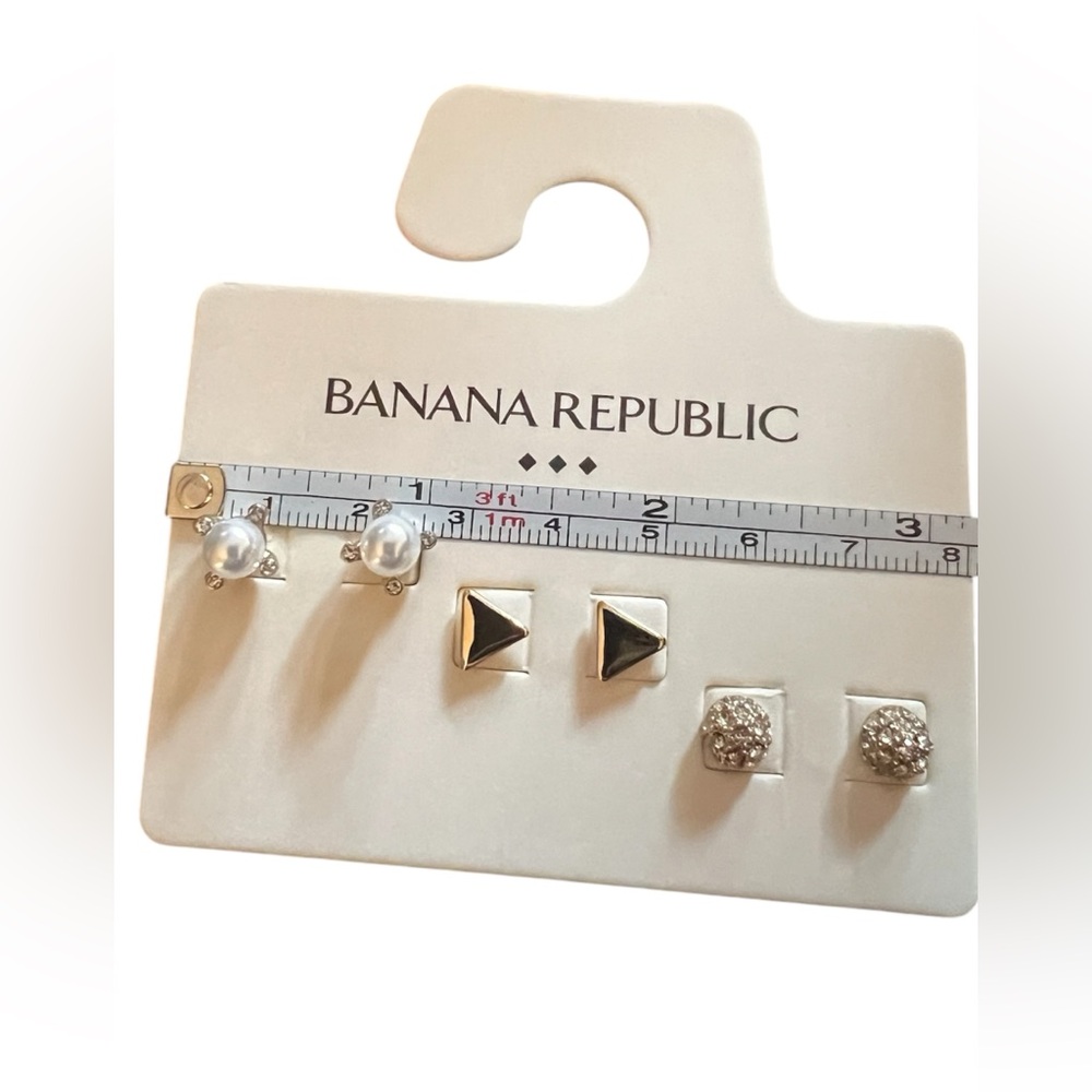 NWT~ Banana Republic set of 3 stud earrings. Pierced.